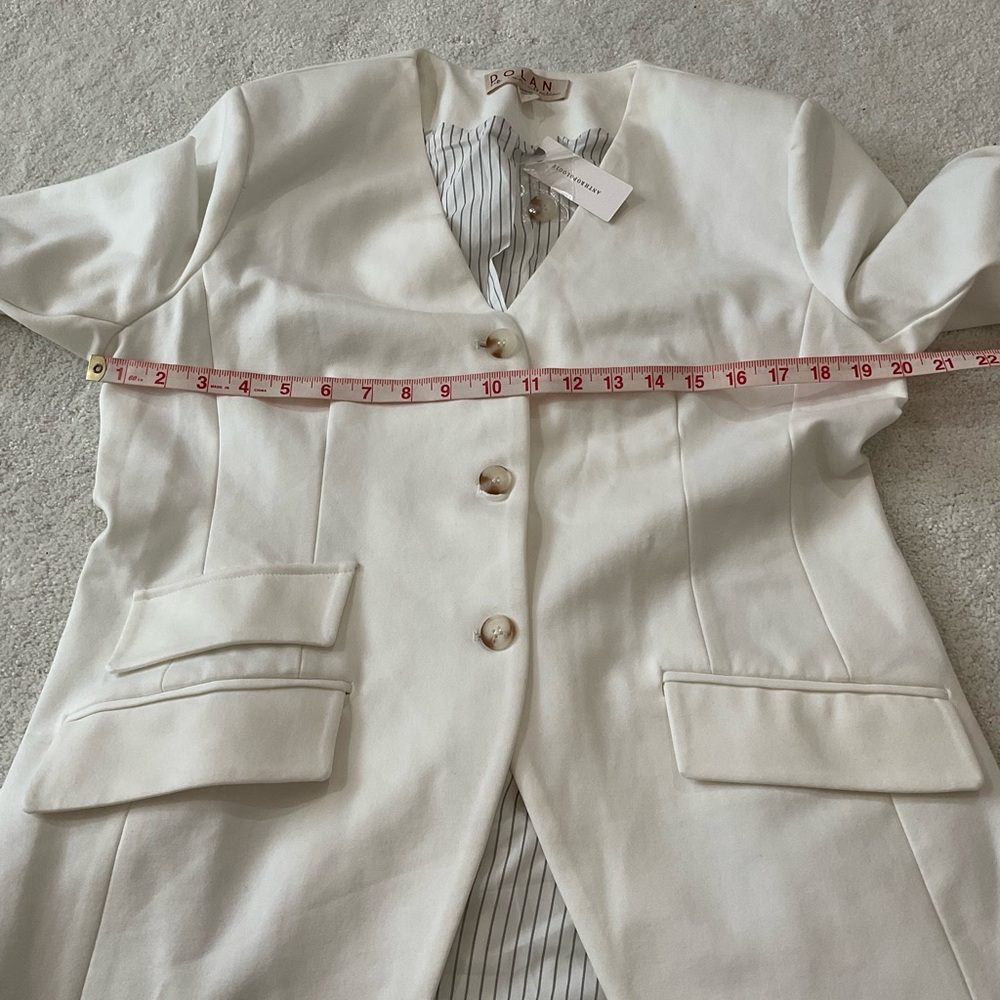Dolan Cream Blazer with Striped Lining - Picture 6 of 8